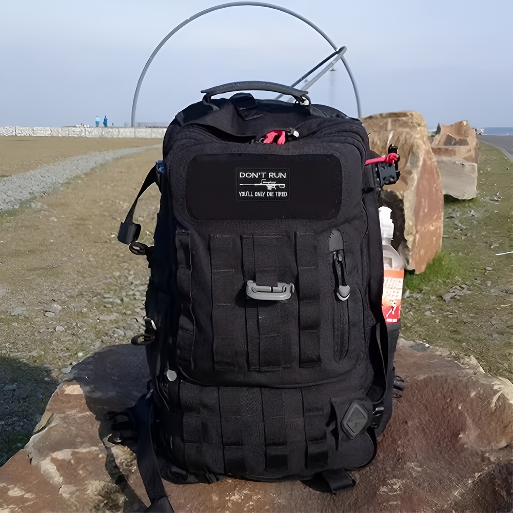DON'T RUN Fun Meme Tactical Mo – Urban Backpack Tactical Bewertung und Preis